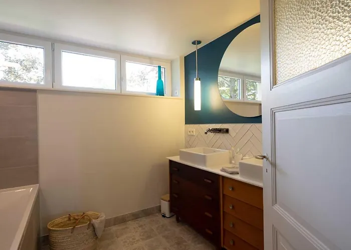 Villa Les Volets Bleus